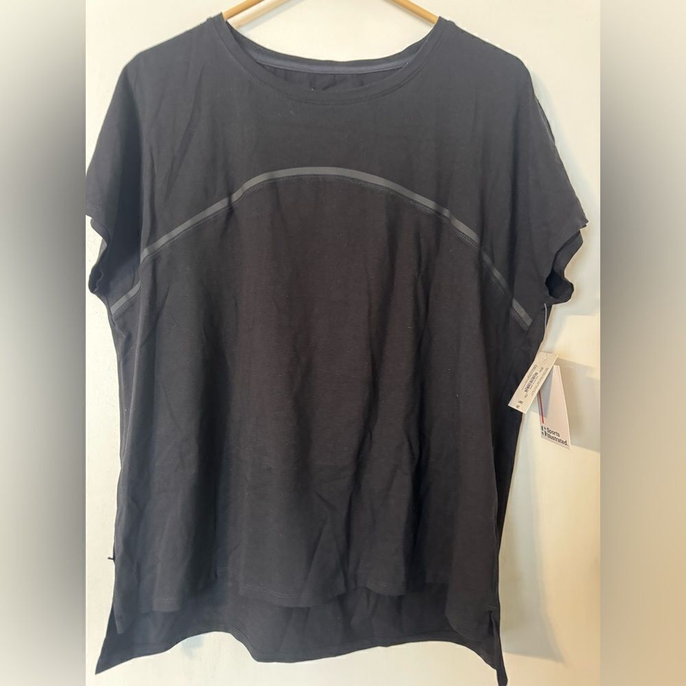 NWT Sports Illustrated Unisex Tee Black Large